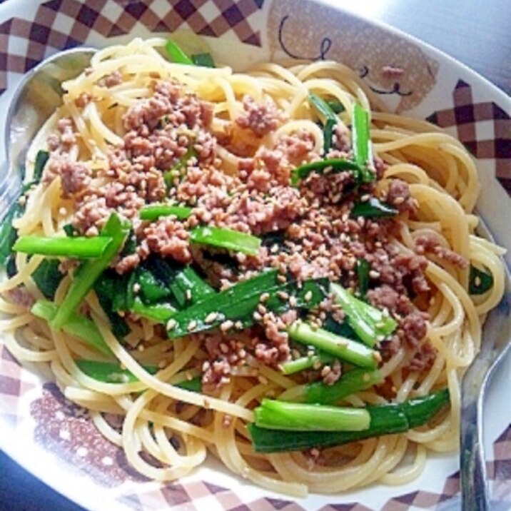 塩麹であっさり挽き肉ニラパスタ